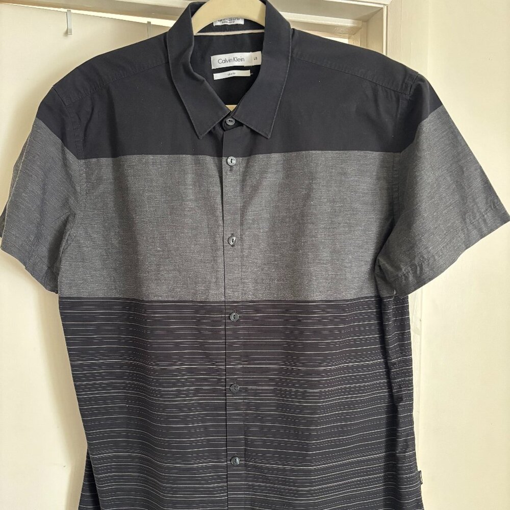 Calvin Klein (Large)
